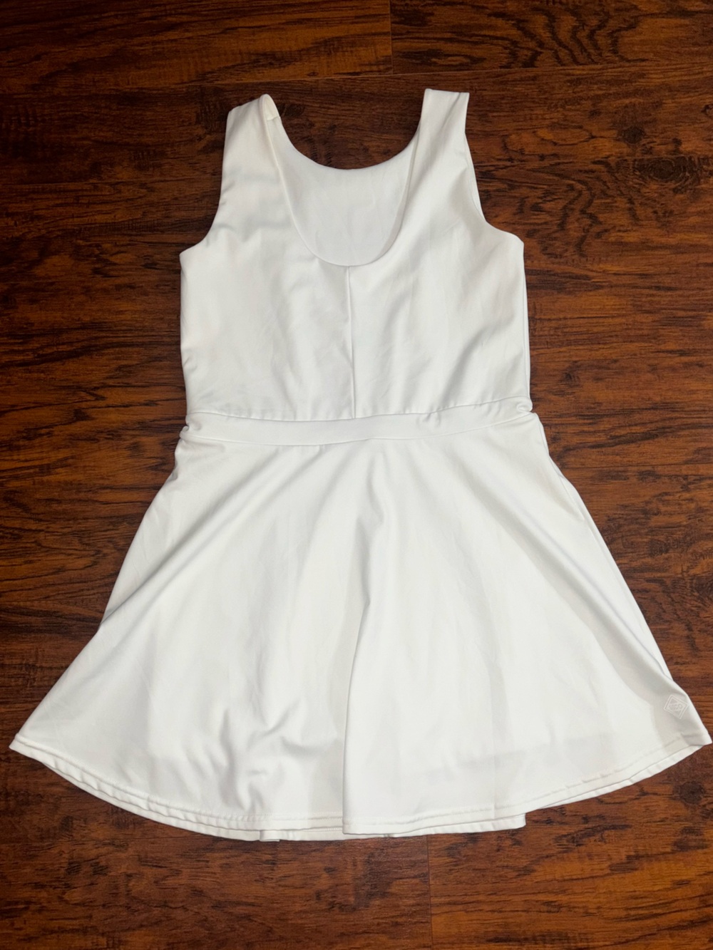 Southern Shirt Lined Performance Dress White Nylon Tennis Golf Dress with Shorts - Picture 10 of 10